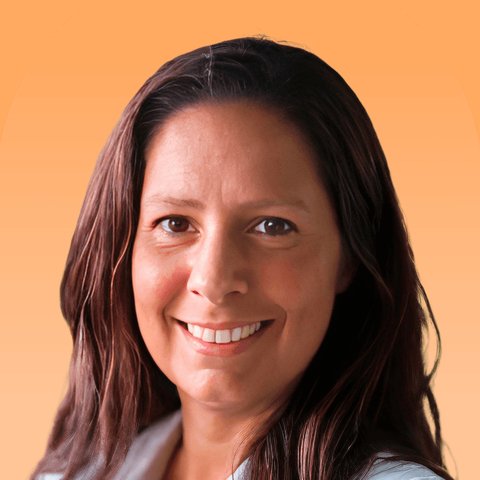 Luz Amuchástegui